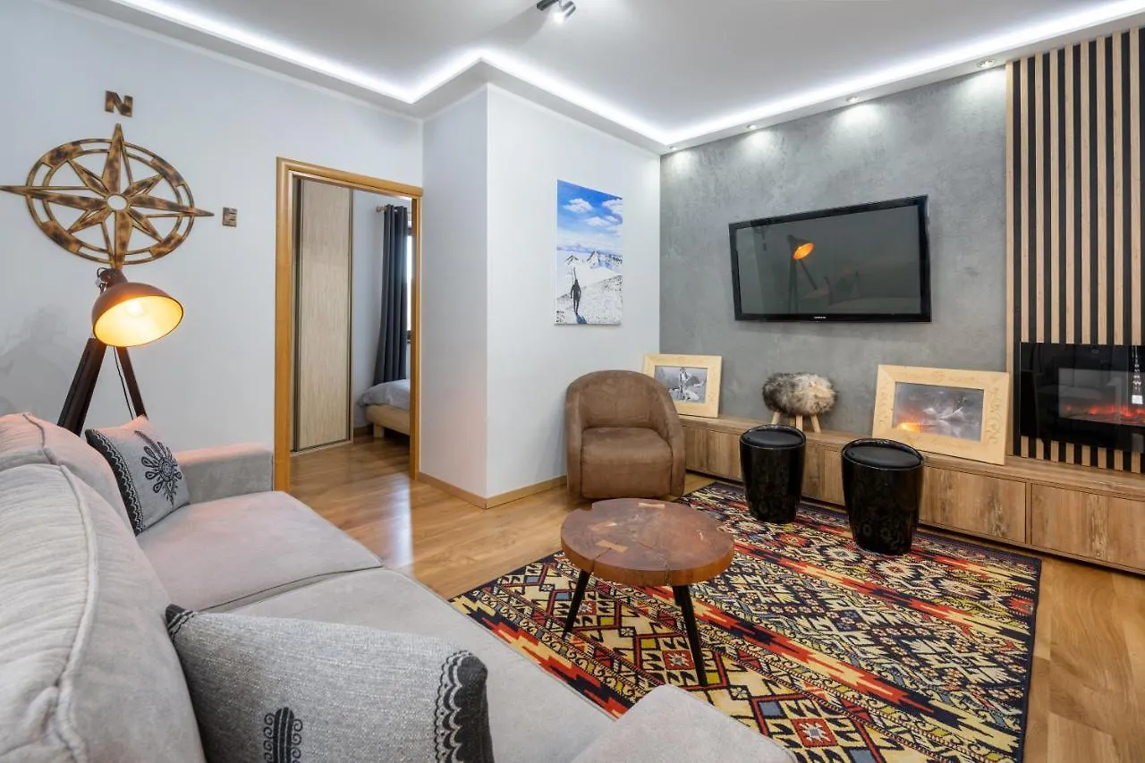 Apartment Tatraholiday - Apartament Tatrzanski Jaszczurowka Zakopane Poland